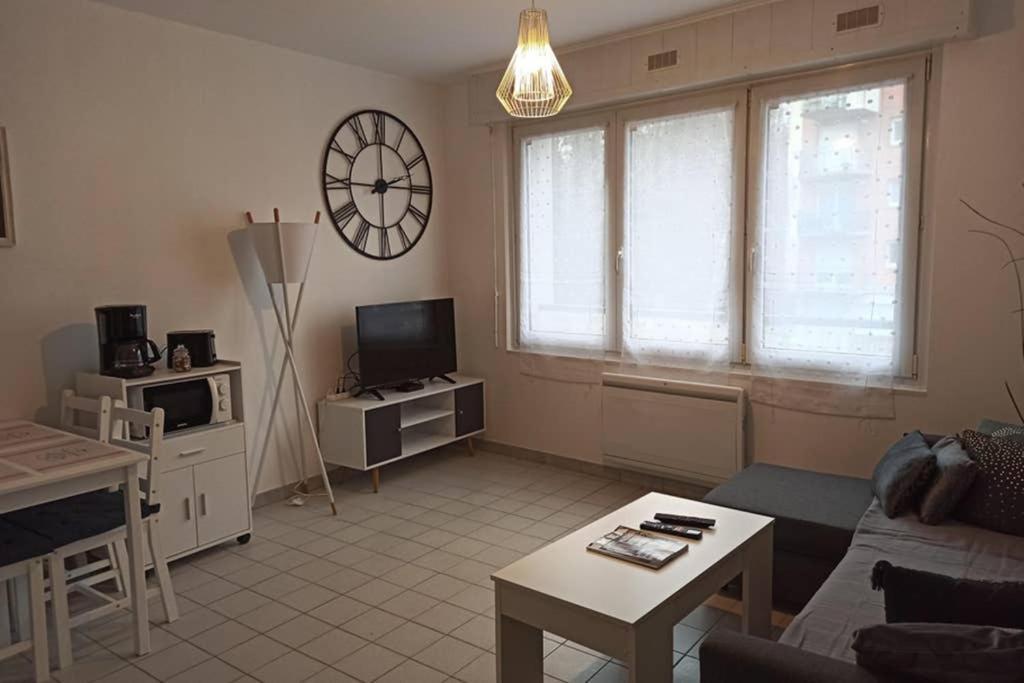 Les Chevalets I Classe 2 Etoiles ล็องส์ ภายนอก รูปภาพ